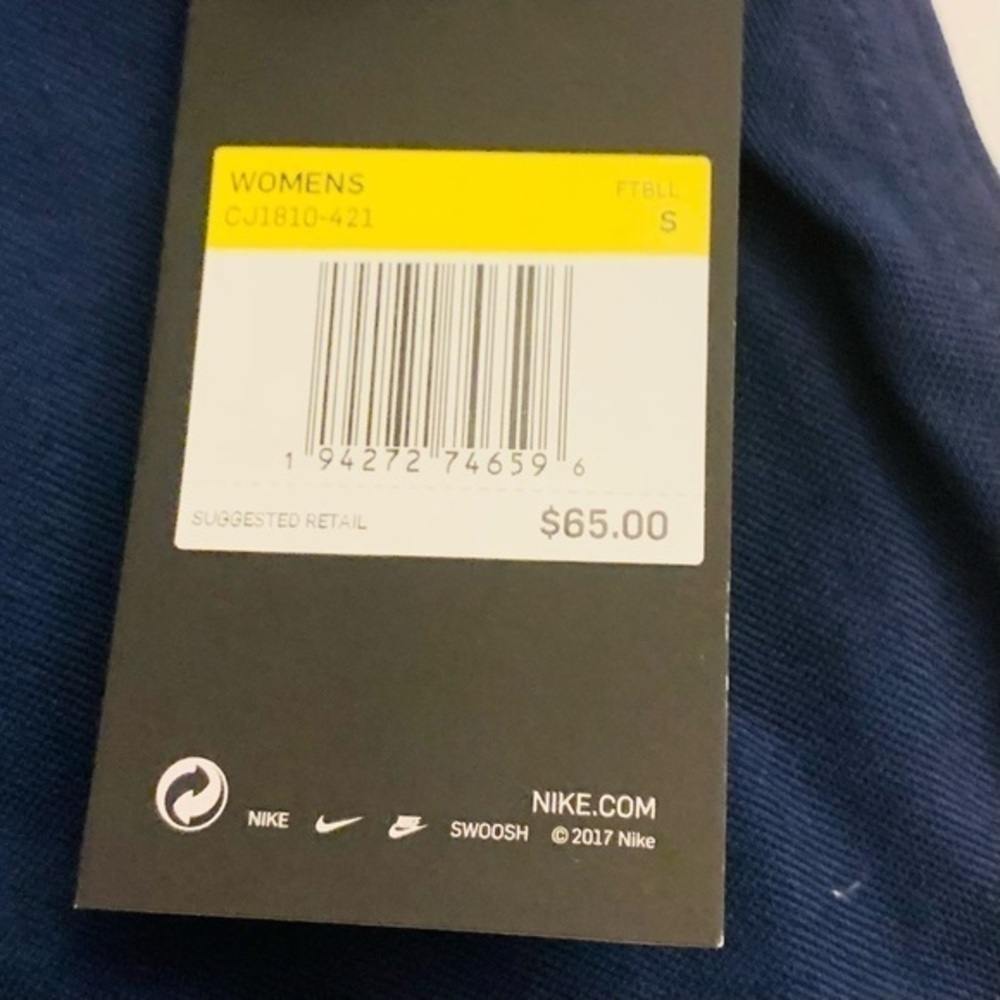 Nike Dri fit UConn Navy Blue Athletic Women’s Short Sleeve Polo Style S NWT NEW - Picture 6 of 7